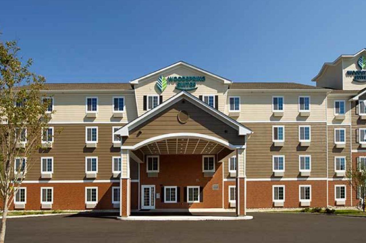 Woodspring Suites Алънтаун Екстериор снимка