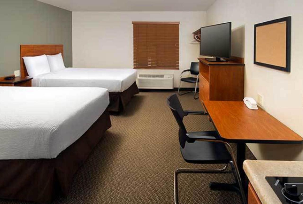 Woodspring Suites Алънтаун Екстериор снимка